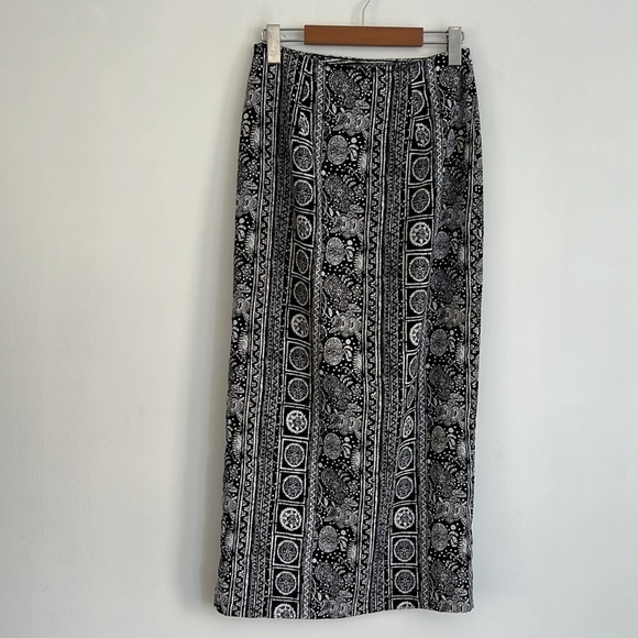 SUZY Shier Two Piece Sleeveless Blouse Long Wrap Skirt Black White - Picture 10 of 14